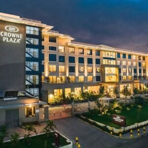 2 noches y 3 dias-Crown Plaza